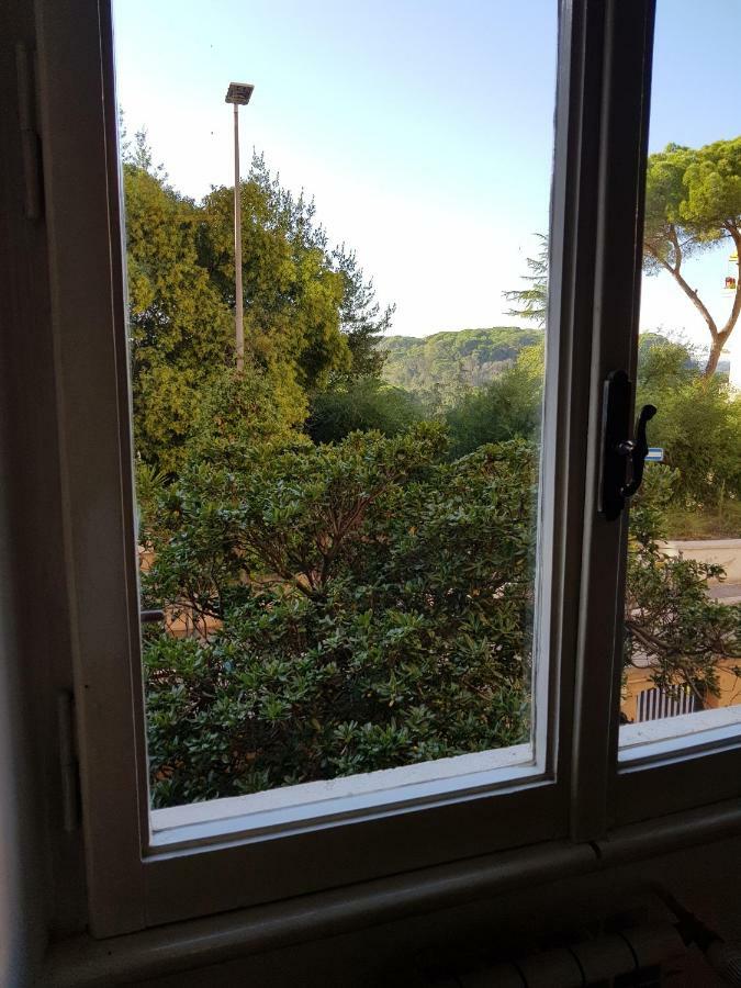 Appartamento Luminoso Con Vista Su Villa Ada Rom Exteriör bild